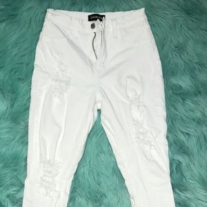 Distressed Denim Skinny Jeans